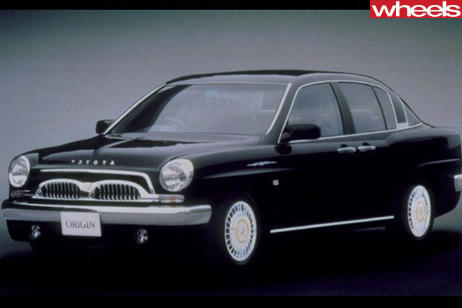 Тойота построила свой 100-миллионный автомобиль в 2000 году